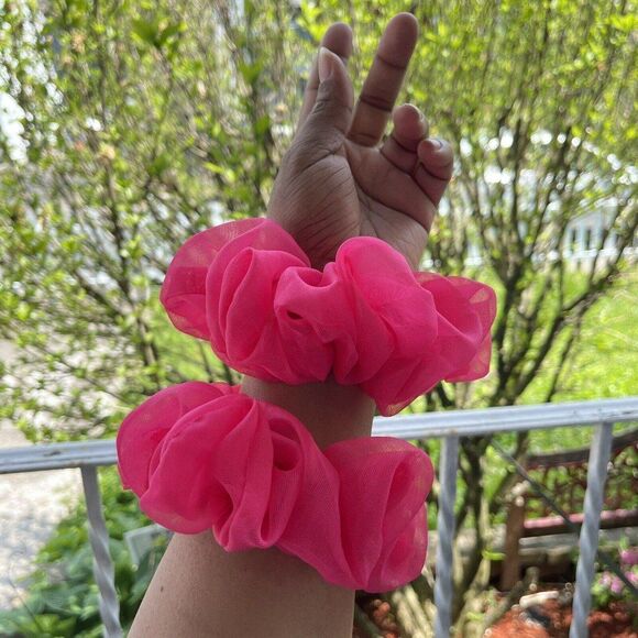 New Pink Chiffon Scrunchie Hair Tie 2 XLarge Set - Picture 3 of 6